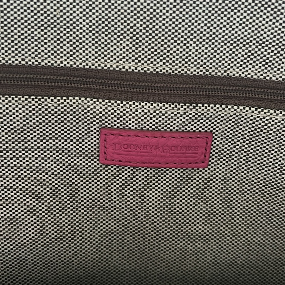 DOONEY & BOURKE Bag with Matching Accessories - Picture 11 of 16